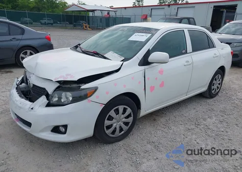 2010 Toyota Corolla Le z USA, uszkodzony, nr VIN 2T1BU4EE3AC286152